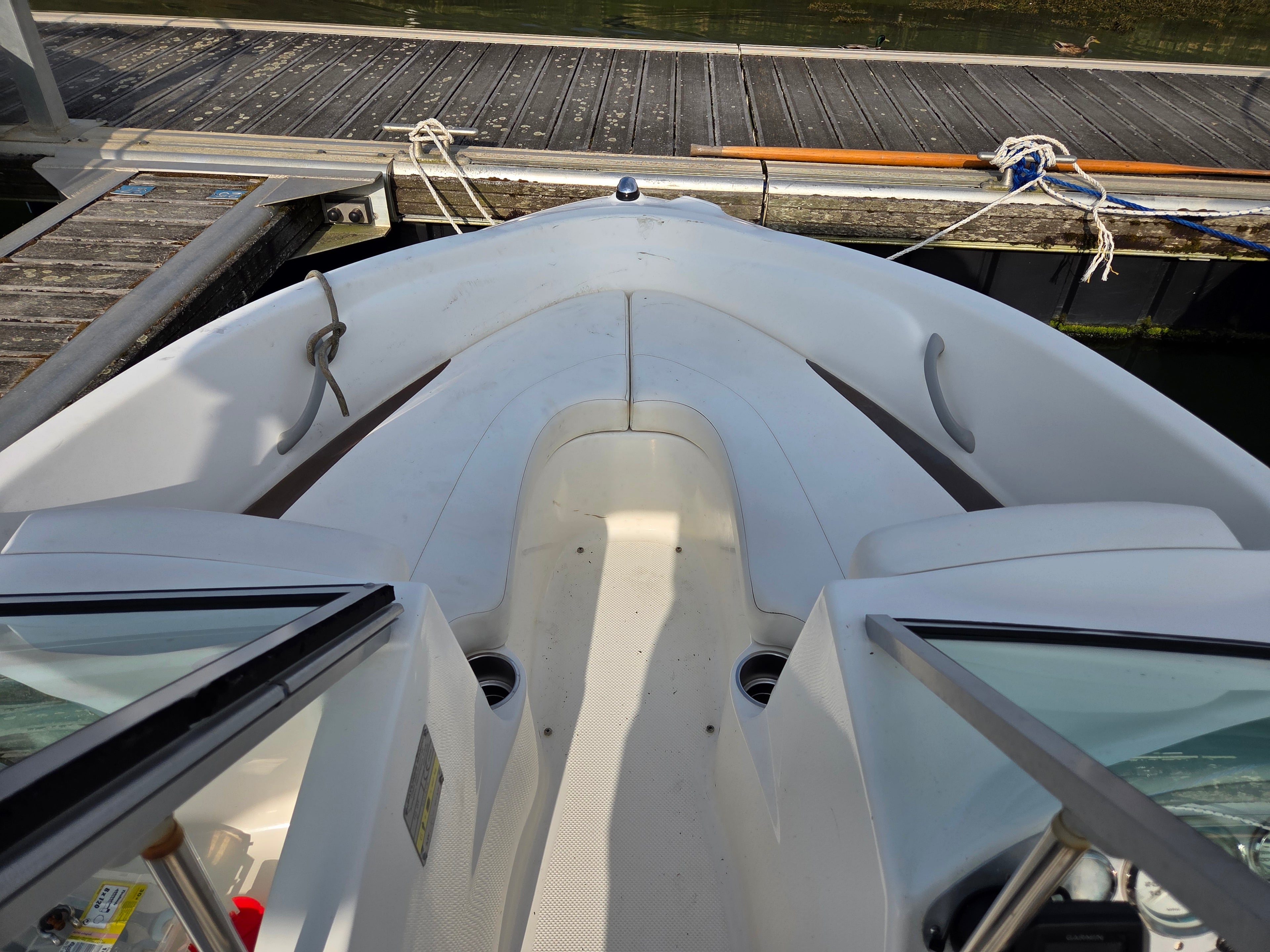 Location bateau avec ou sans permis  Bayliner 111GT à Biarritz Anglet Bayonne – Bateau 6 personnes 150ch